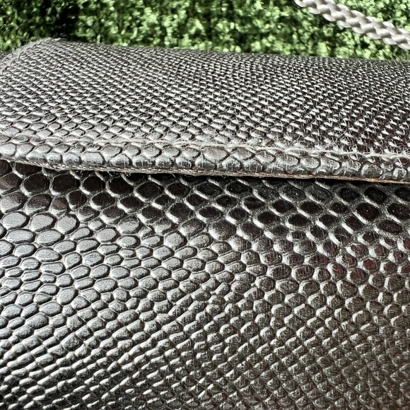 Women's Clutch 8" x 4" w/ 2' long cross body strap - Picture 3 of 12